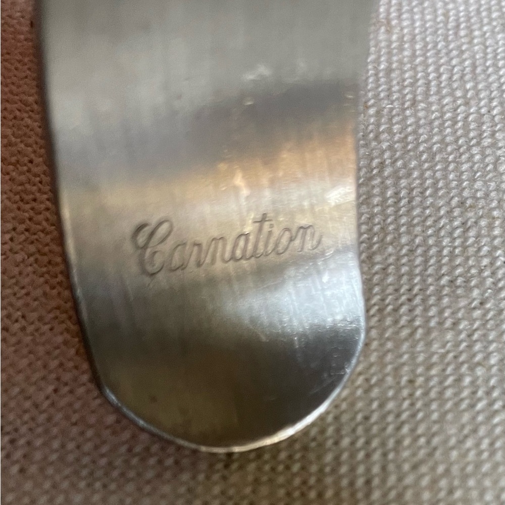 Kirk Stieff Floral Engraved Pewter Cuff Bracelet - Picture 3 of 5